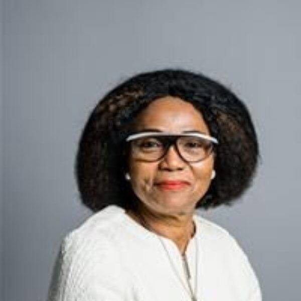 Portrait of Councillor Rosaline Ogunro